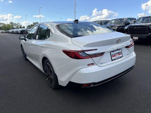 Wind Chill Pearl 2026 Toyota Camry XLE