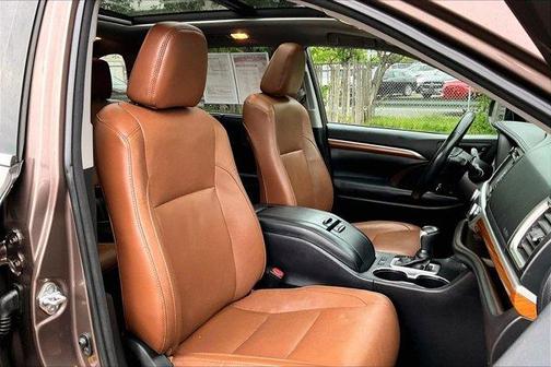 2018 Toyota Highlander Limited Platinum