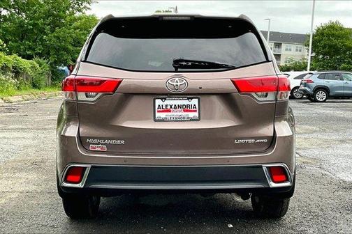 2018 Toyota Highlander Limited Platinum