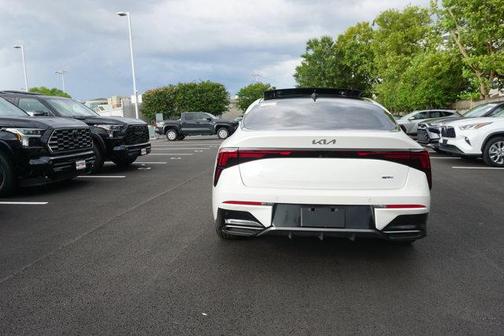 Snow White Pearl 2025 Kia K5 GT-Line