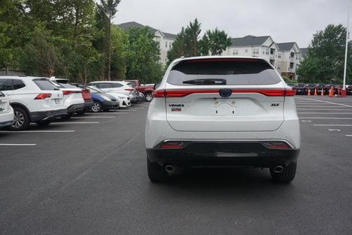 0089 2024 Toyota Venza Nightshade