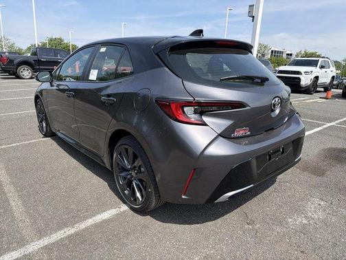 Magnetic Gray Metallic 2026 Toyota Corolla Hatchback XSE