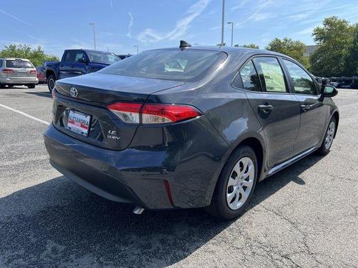 2025 Toyota Corolla Hybrid LE