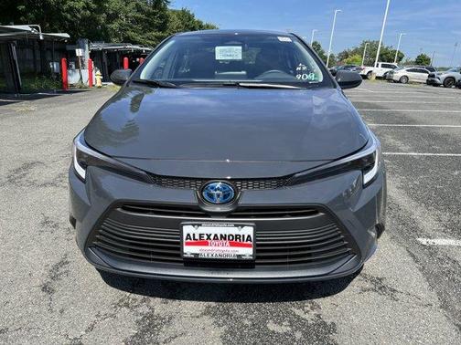 2025 Toyota Corolla Hybrid LE