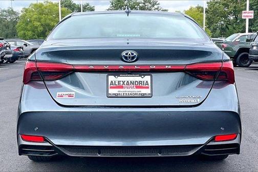 2021 Toyota Avalon Hybrid Limited