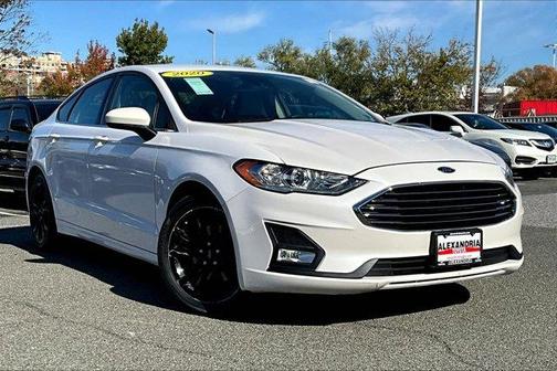 2020 Ford Fusion SE