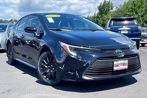 2025 Toyota Corolla Hybrid LE