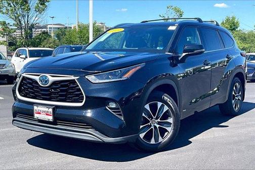 2021 Toyota Highlander Hybrid XLE
