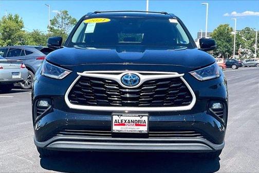 2021 Toyota Highlander Hybrid XLE