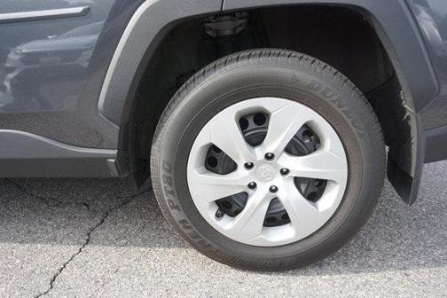 01G3 2025 Toyota RAV4 LE