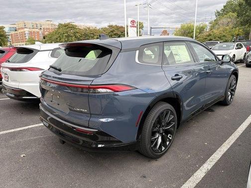 Storm 2026 Toyota Crown Signia Limited