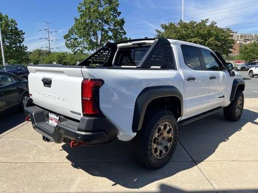 Ice 2026 Toyota Tacoma Hybrid Trailhunter