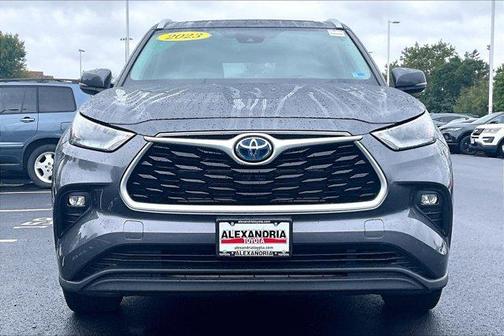 2023 Toyota Highlander Hybrid XLE