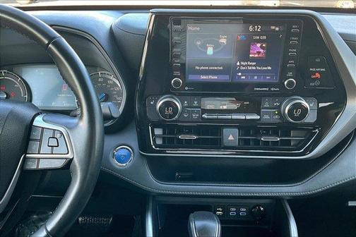 2022 Toyota Highlander Hybrid 