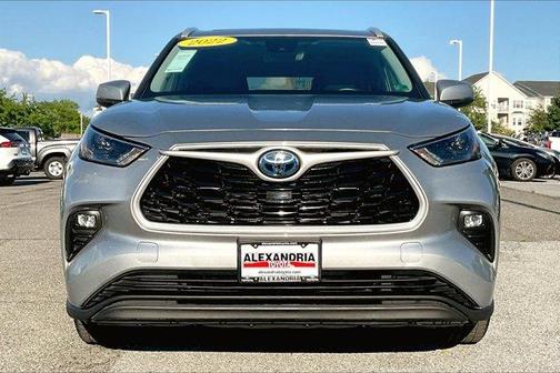 2022 Toyota Highlander Hybrid 
