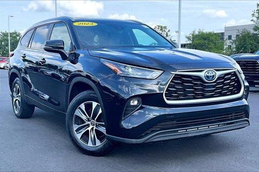2023 Toyota Highlander Hybrid XLE