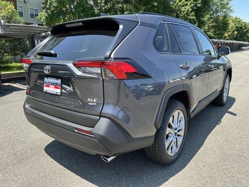 2025 Toyota RAV4 XLE Premium