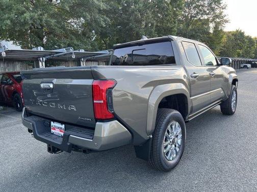 2025 Toyota Tacoma Hybrid Limited