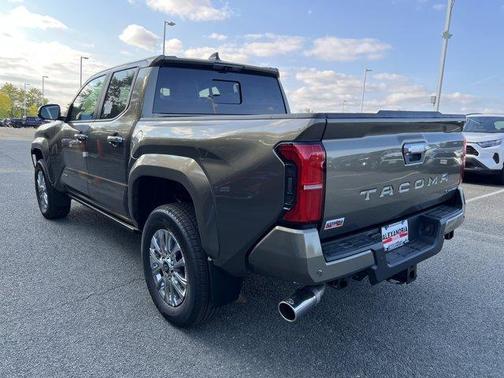 2025 Toyota Tacoma Hybrid Limited