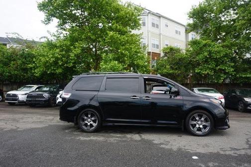 2017 Toyota Sienna SE
