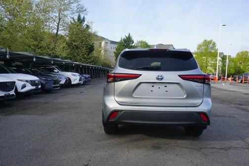 2022 Toyota Highlander Hybrid