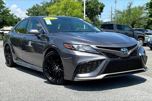 2024 Toyota Camry Hybrid XSE