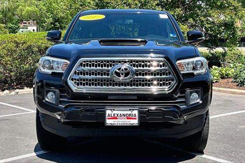 2017 Toyota Tacoma TRD Sport