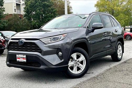 2020 Toyota RAV4 Hybrid XLE