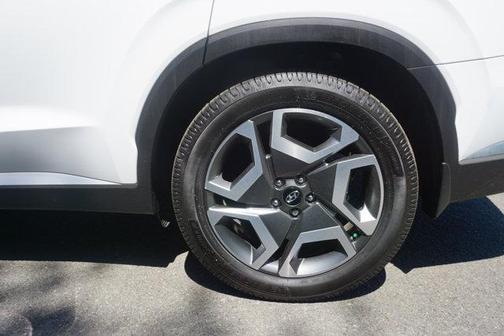 Hyper White 2023 Hyundai PALISADE Limited