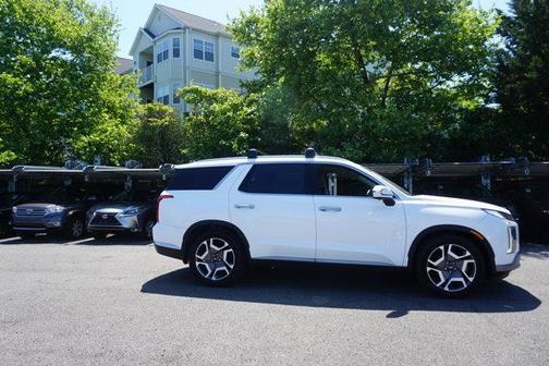 Hyper White 2023 Hyundai PALISADE Limited