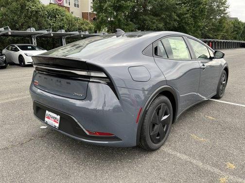 2026 Toyota Prius Plug-In Hybrid SE