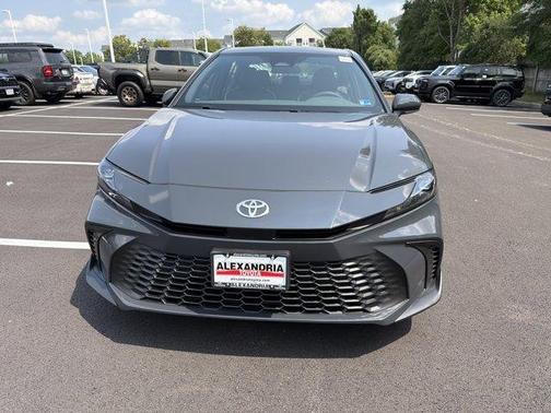 UNDERGROUND 2026 Toyota Camry SE