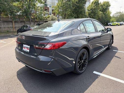UNDERGROUND 2026 Toyota Camry SE