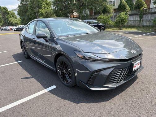 UNDERGROUND 2026 Toyota Camry SE