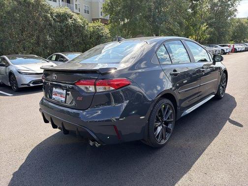 UNDERGROUND 2026 Toyota Corolla SE