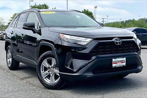 0218 2025 Toyota RAV4 XLE