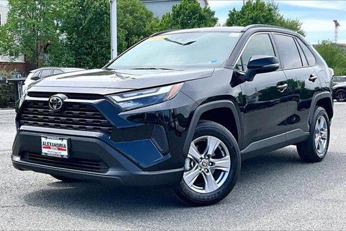 0218 2025 Toyota RAV4 XLE