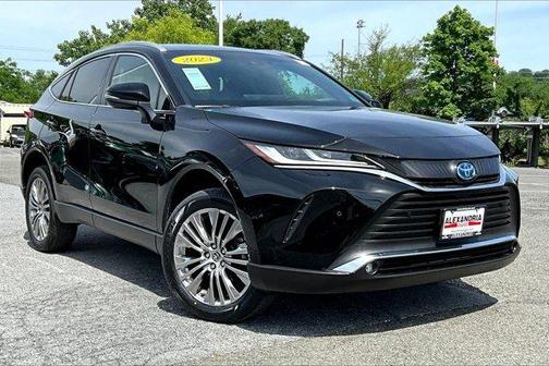 2023 Toyota Venza XLE