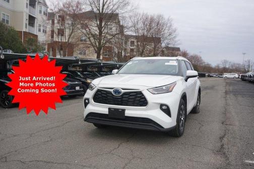 2023 Toyota Highlander Hybrid XLE