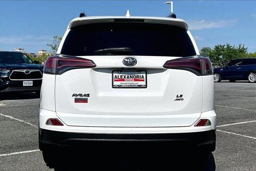 White 2016 Toyota RAV4 LE