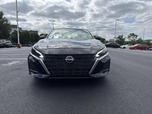 Black 2024 Nissan Altima 2.5 SV