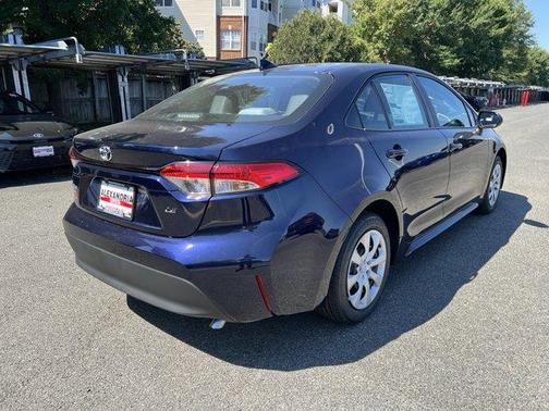 2025 Toyota Corolla LE