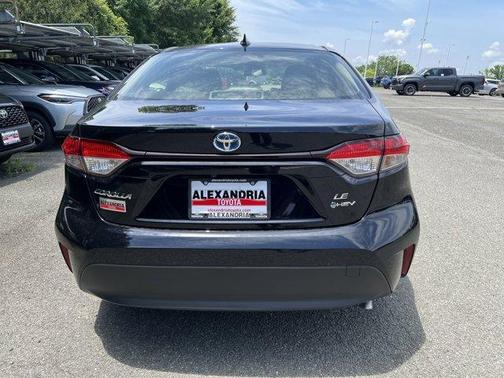 2025 Toyota Corolla Hybrid LE