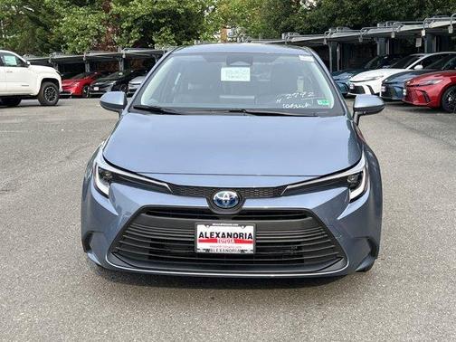 2025 Toyota Corolla Hybrid LE