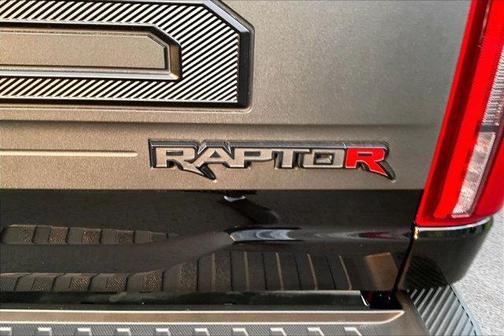 01 2024 Ford F-150 Raptor
