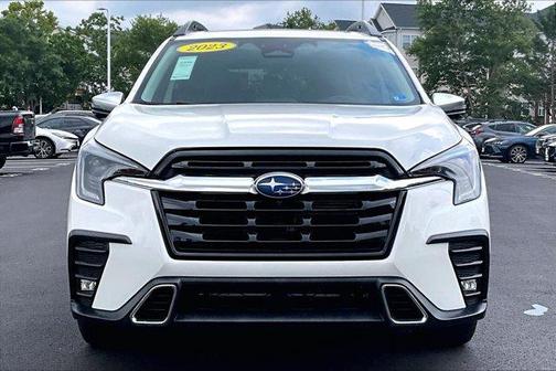 Crystal White Pearl 2023 Subaru Ascent Touring 7-Passenger