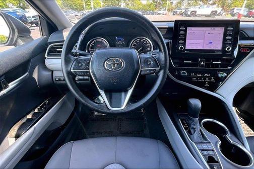 2023 Toyota Camry Hybrid LE