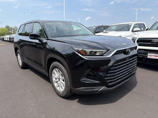 Midnight Black Metallic 2026 Toyota Grand Highlander XLE