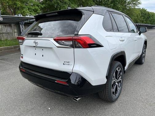 2025 Toyota RAV4 Plug-In Hybrid XSE