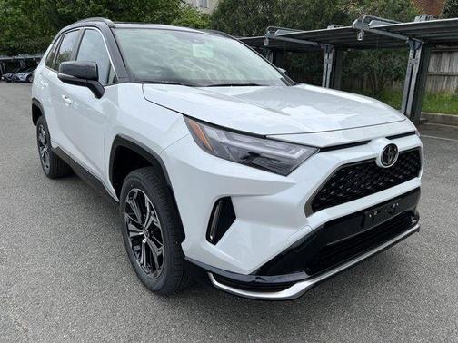 2025 Toyota RAV4 Plug-In Hybrid XSE
